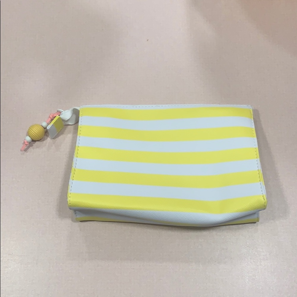 NWOT makeup bag